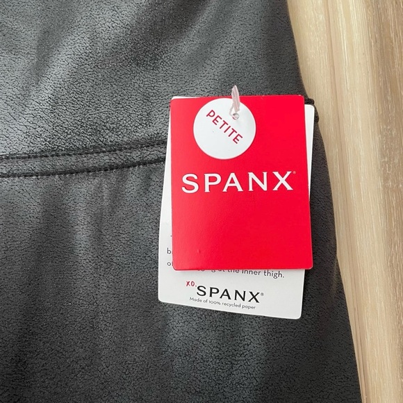 SPANX Petite Faux Leather Leggings S PETITE - Picture 3 of 9
